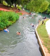 Fredericksburg Comal River tubing